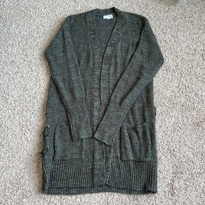 Small dark green cardigan by So.